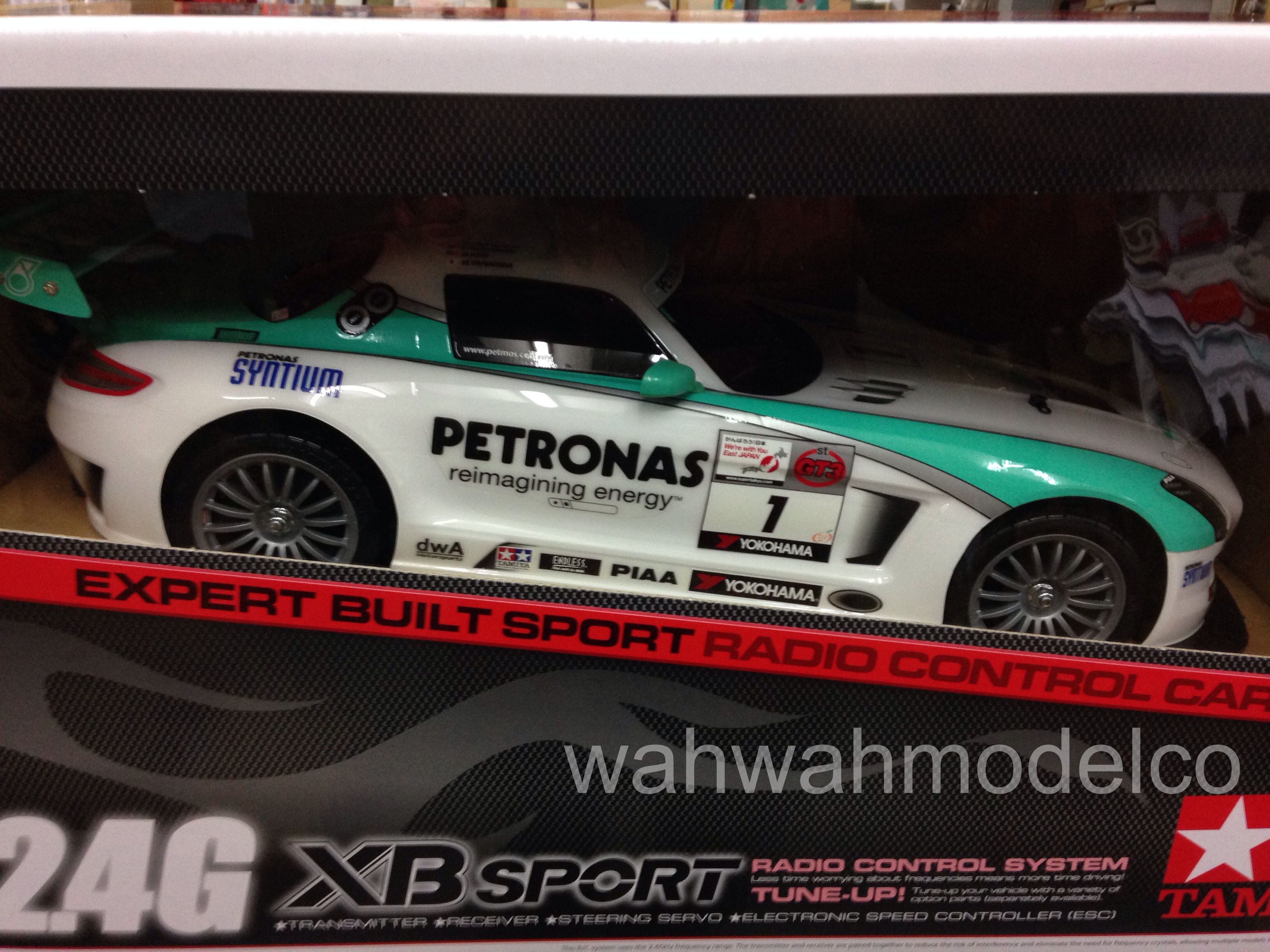 Tamiya 46621 1/10 RTR Mercedes-Benz SLS AMG – TT01ES Petronas Syntium w/ESC