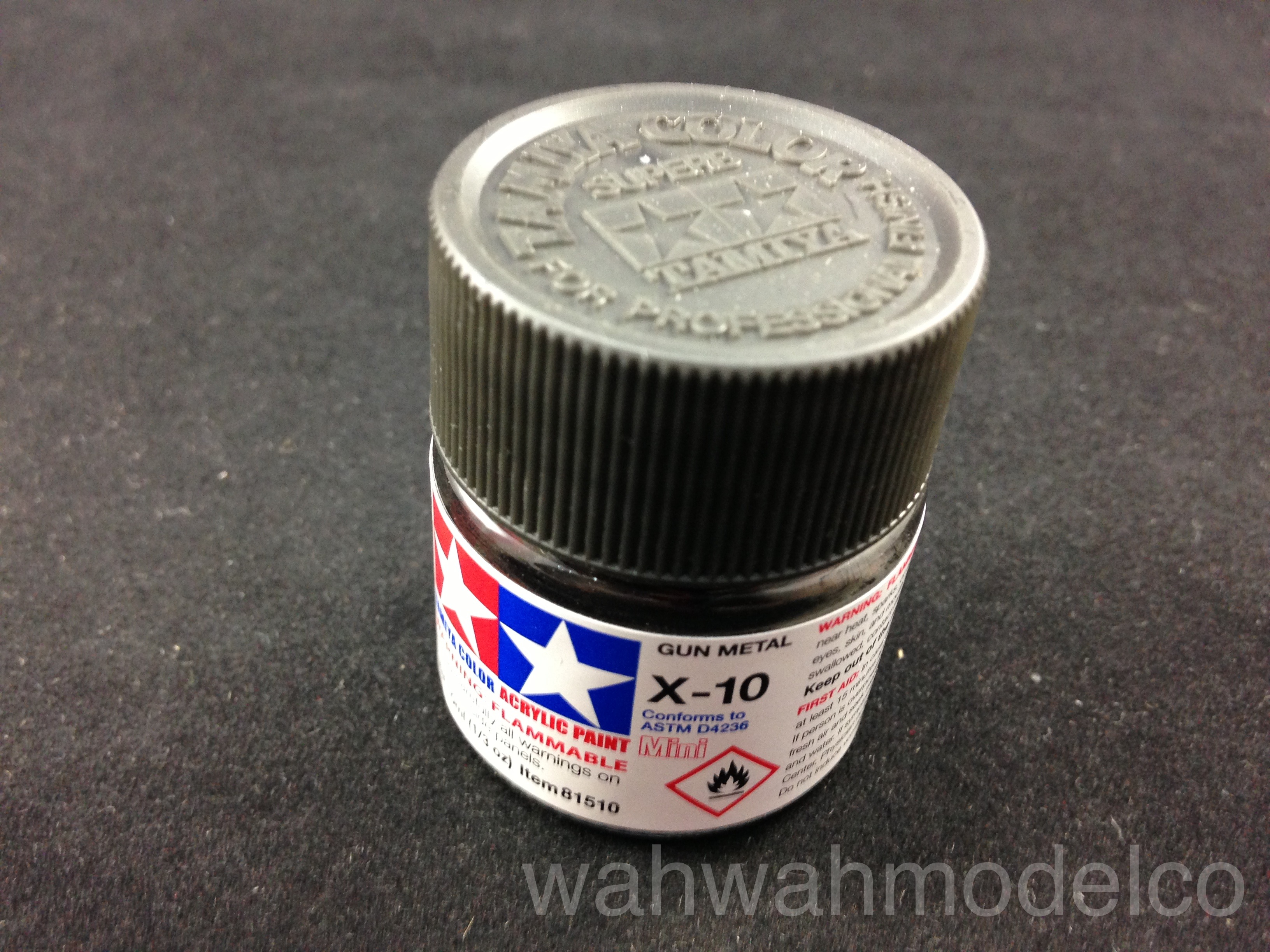 Tamiya Mini Acrylic model paint - X-19 81519 Smoke (clear gloss)