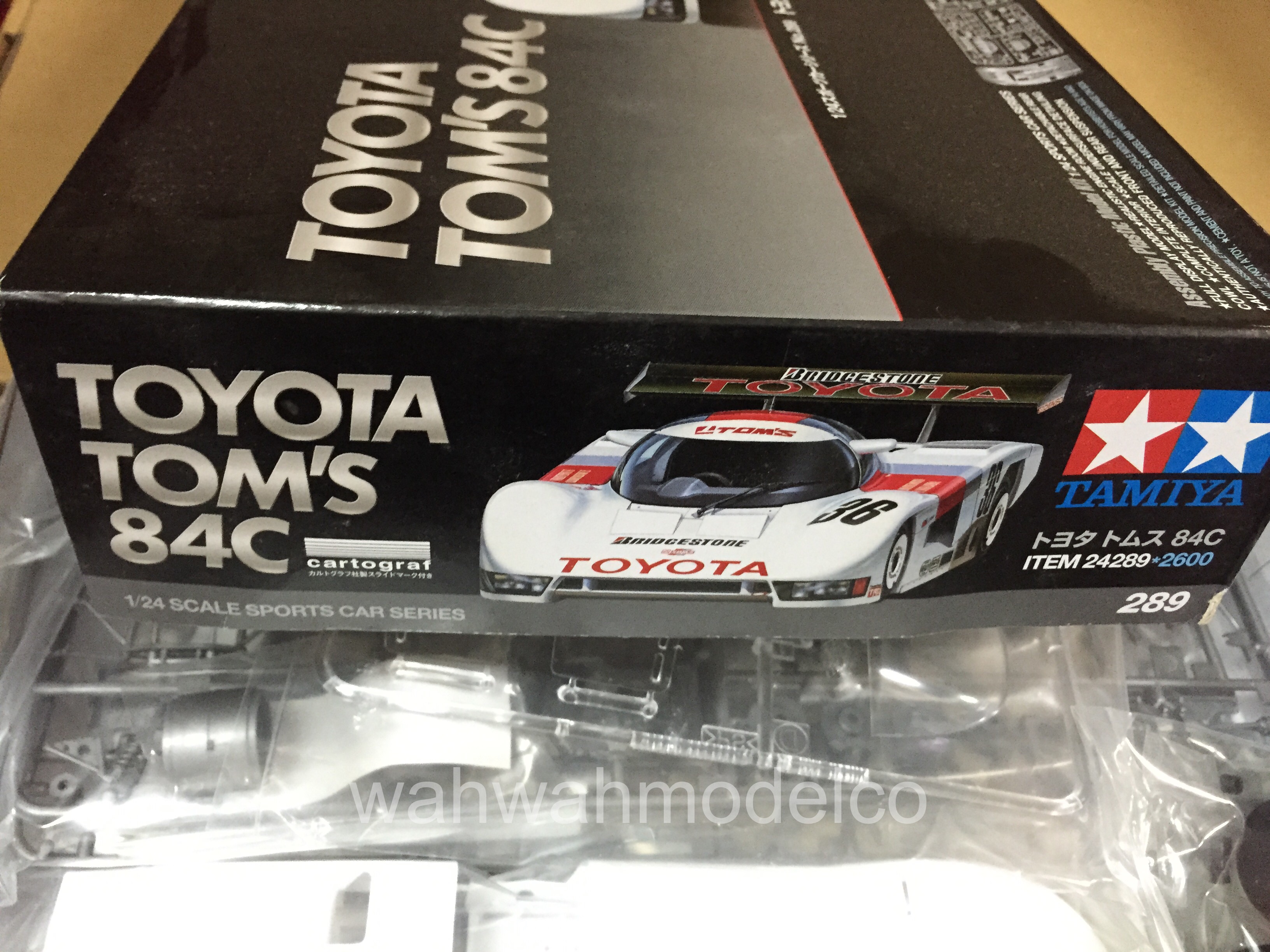 tamiya-24289-124-toyota-toms-84c/