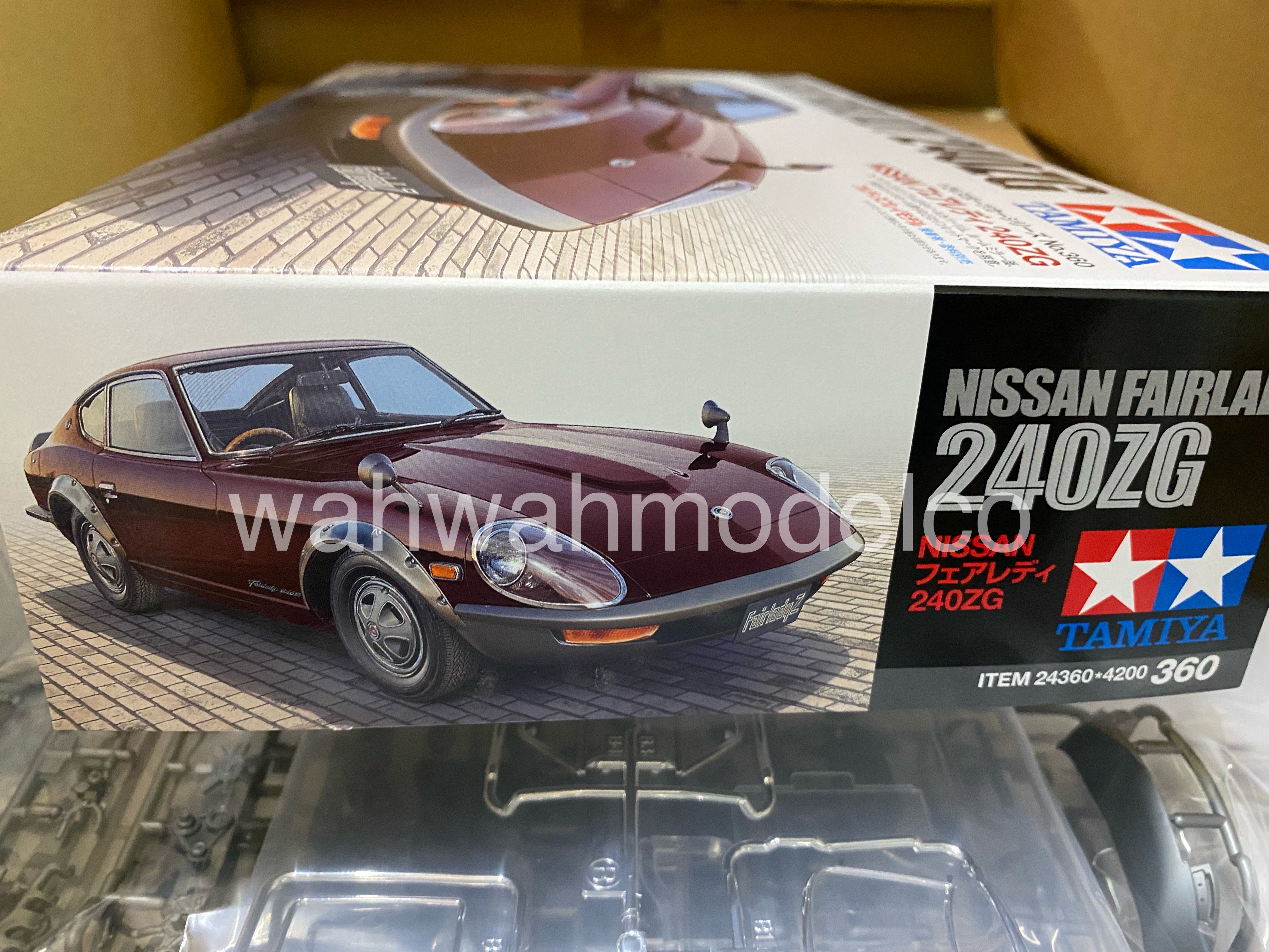 Tamiya 24360 1/24 Scale Model Car Kit Datsun Nissan Fairlady Z 240Z S30  240ZG